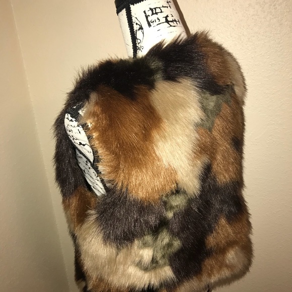 Michael Kors furry vest. Worn Once. - Picture 3 of 4